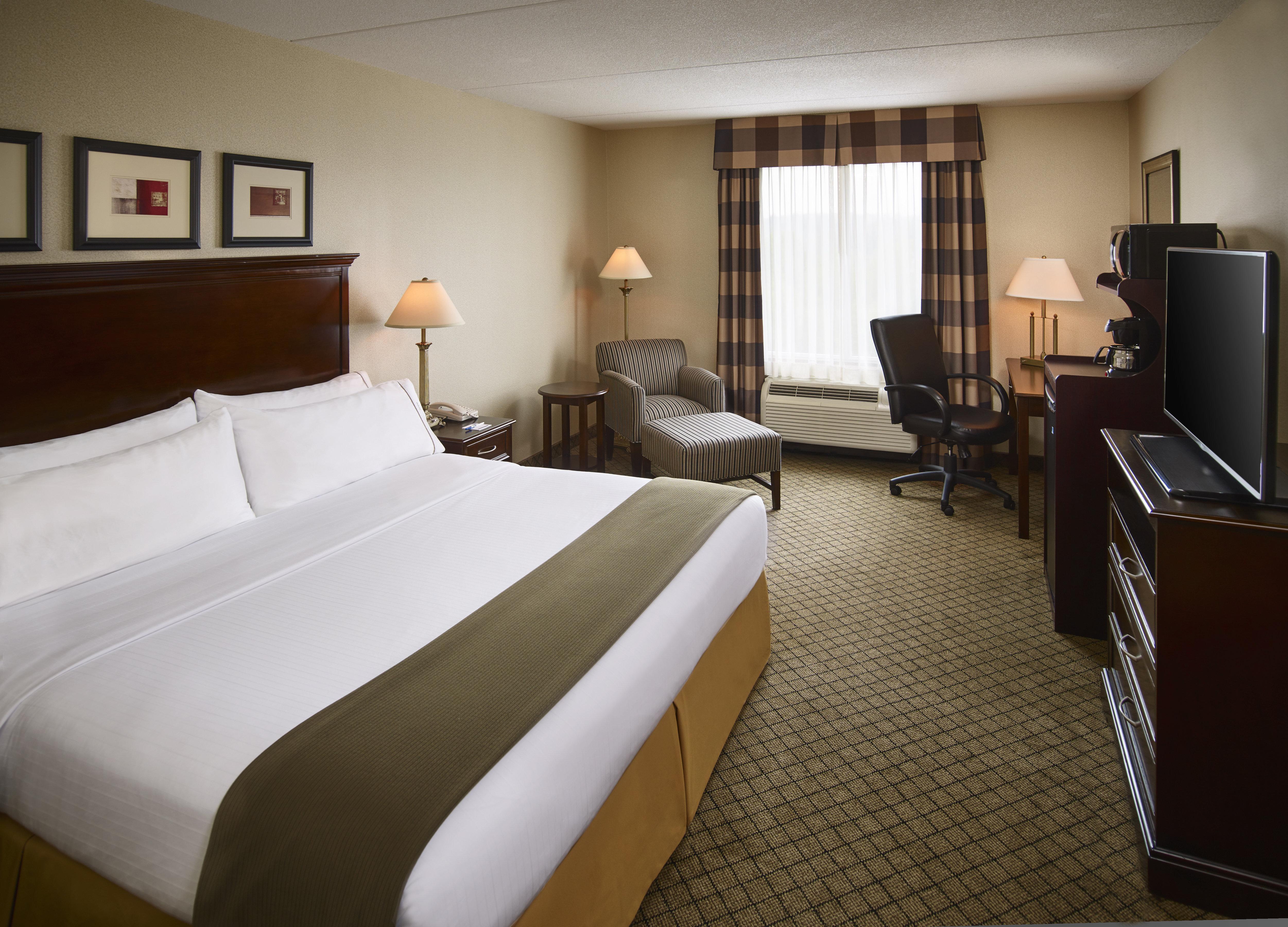 Holiday Inn Express & Suites Huntsville By Ihg Exterior photo