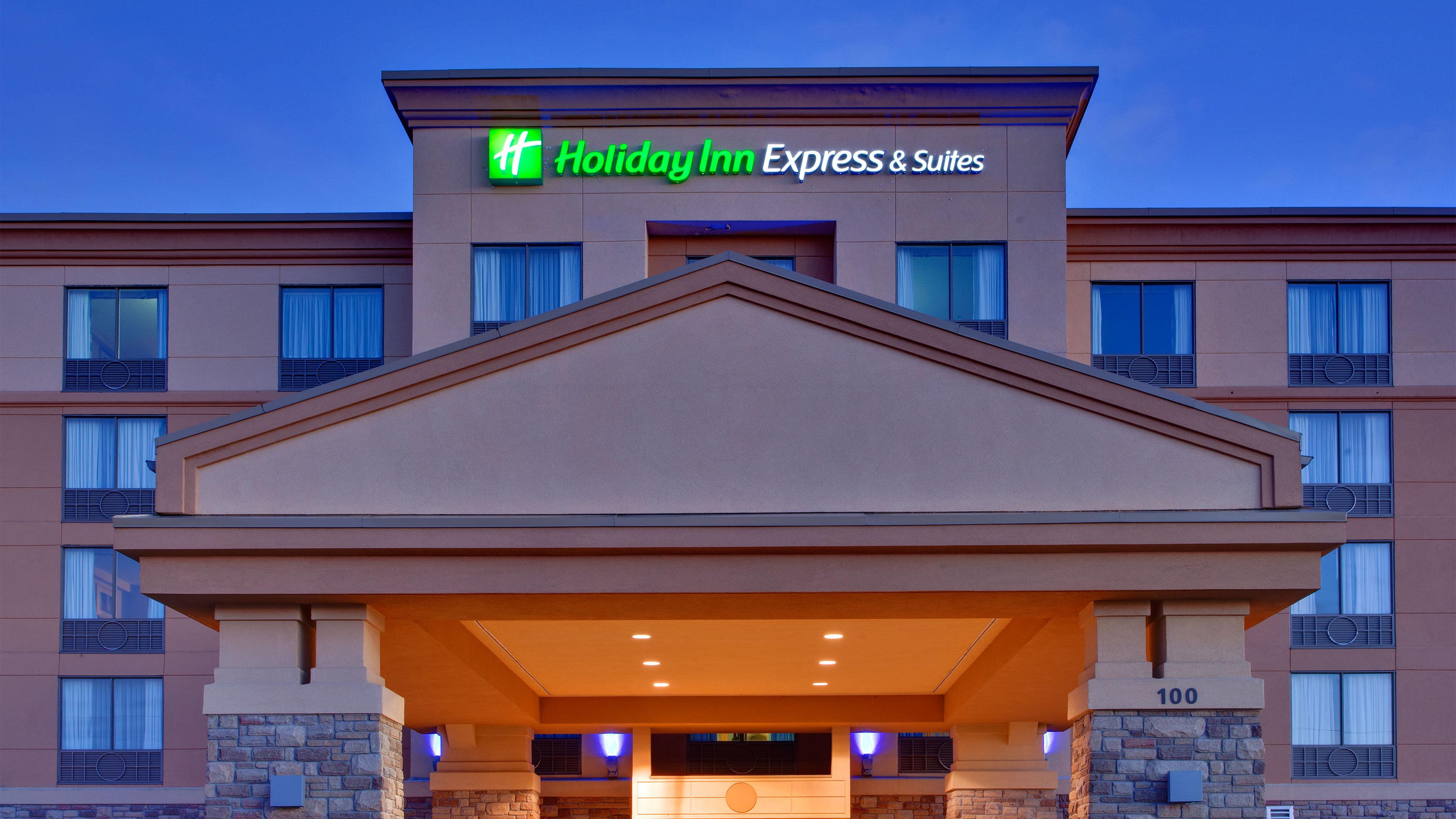 Holiday Inn Express & Suites Huntsville By Ihg Exterior photo