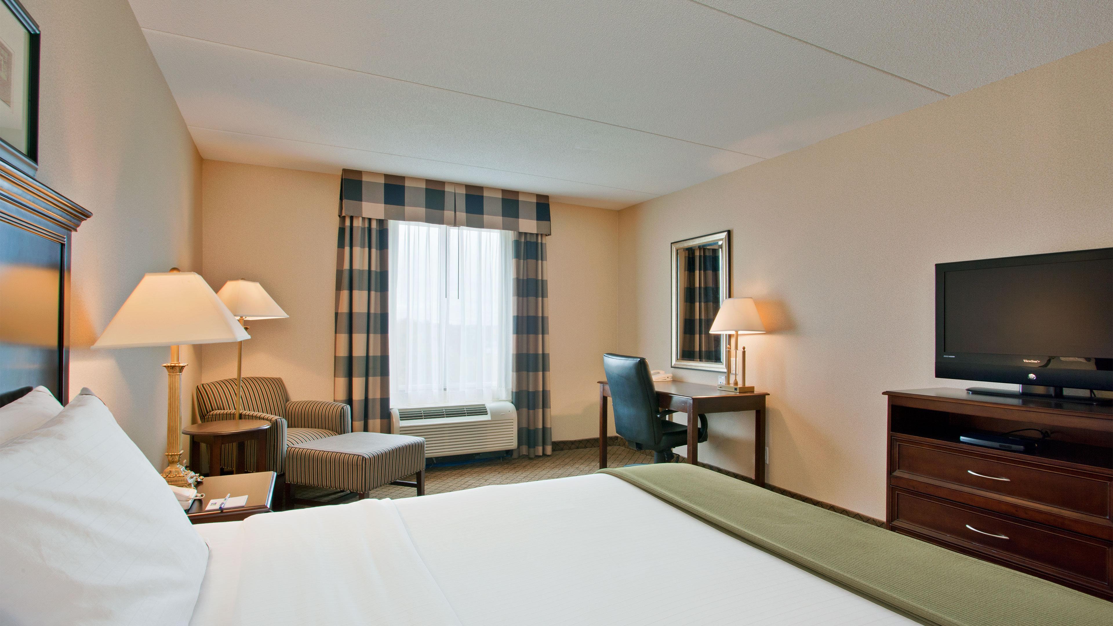 Holiday Inn Express & Suites Huntsville By Ihg Exterior photo